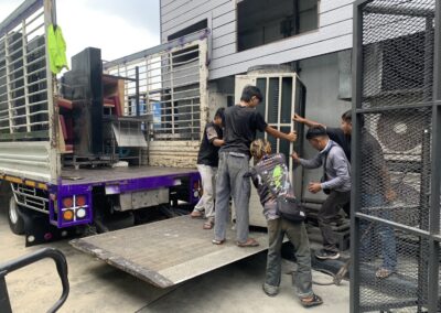 รถ6ล้อท้ายลิฟท์