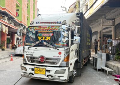 หกล้อรับจ้าง