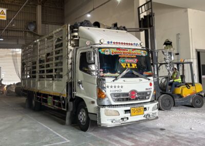 หกล้อคอกรับจ้าง